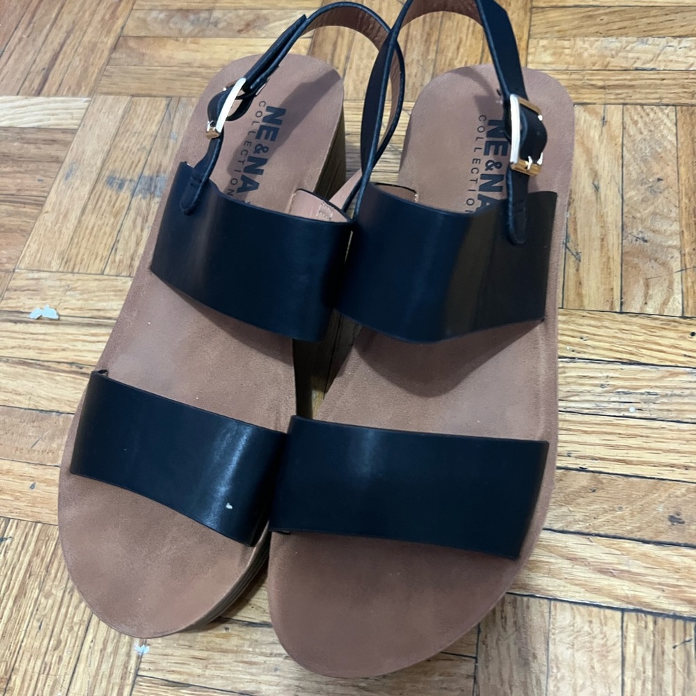 Sandals Perfect for Summer Size 7 Women’s
